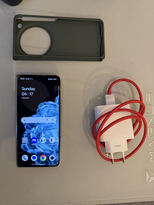 Oneplus Open 16 GB RAM 512 GB spatiu
