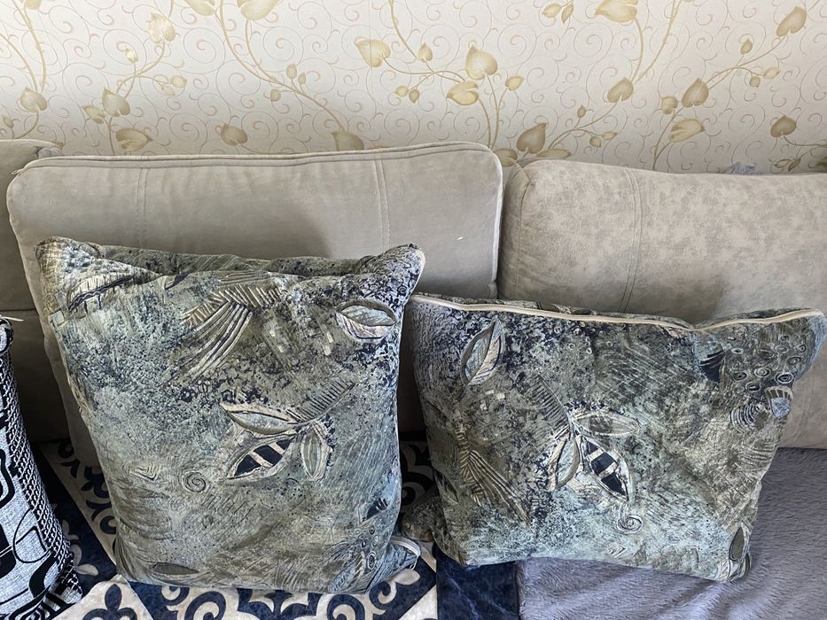 Продам подушки.В хорошем  состояний