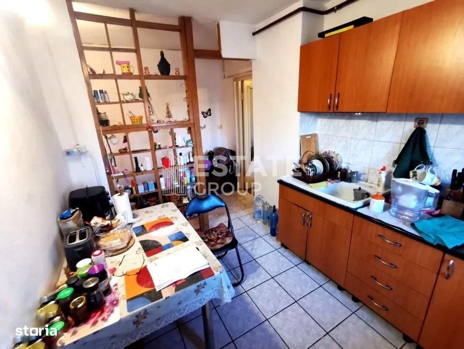 Apartament 3 camere, Zona Dambovita