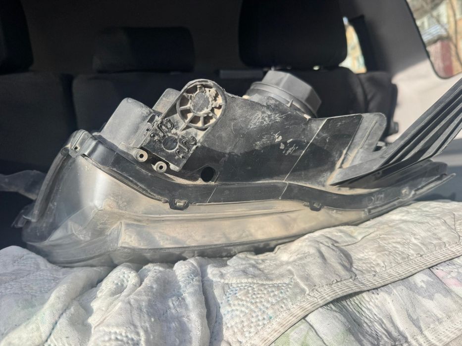 Фары Поджеро 4 Под ксенон