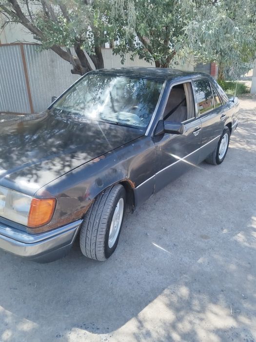 Мерседес Бенс 230