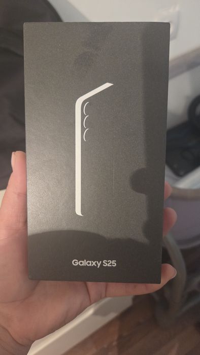 Samsung galaxy S 25 срочно продам