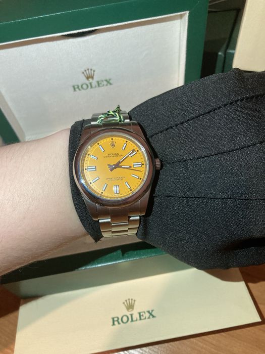 Rolex oyester yellow