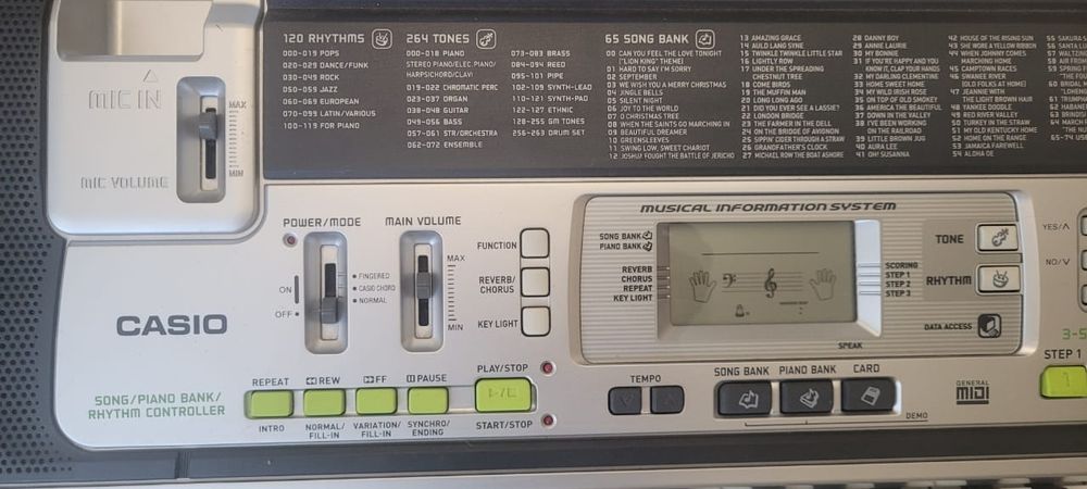 Продам синтезатор Casio LK -200S, Япония