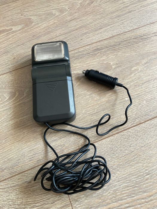 Lanterna auto vintage, cu alimentare la priza masinii