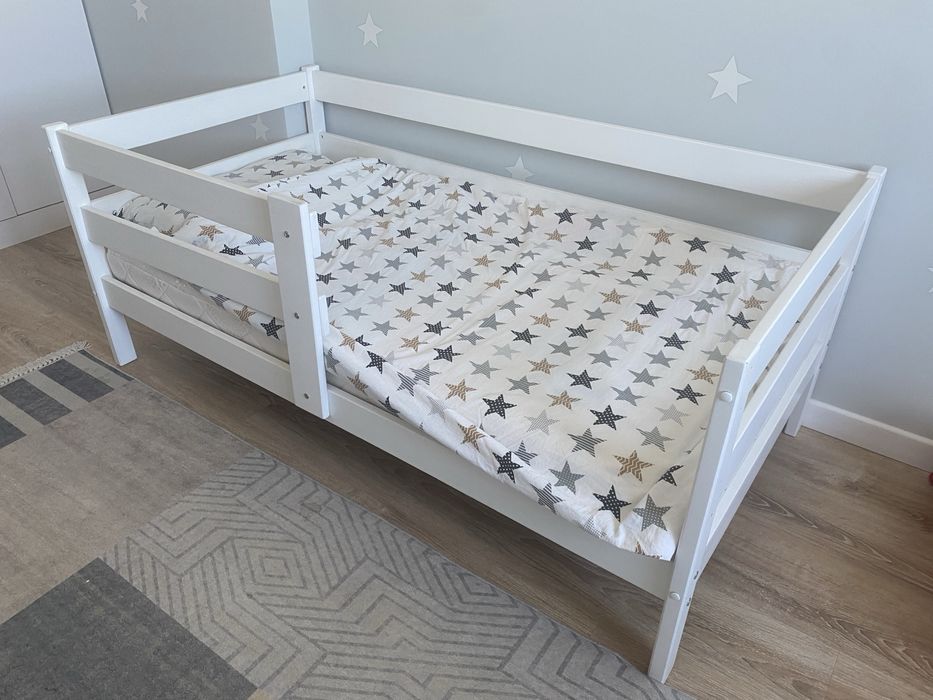 Продам Детская кровать 160*80