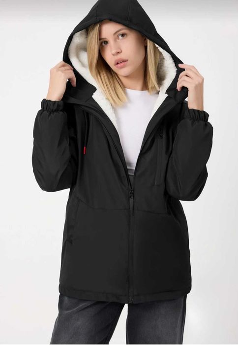 Дамско зелено яке