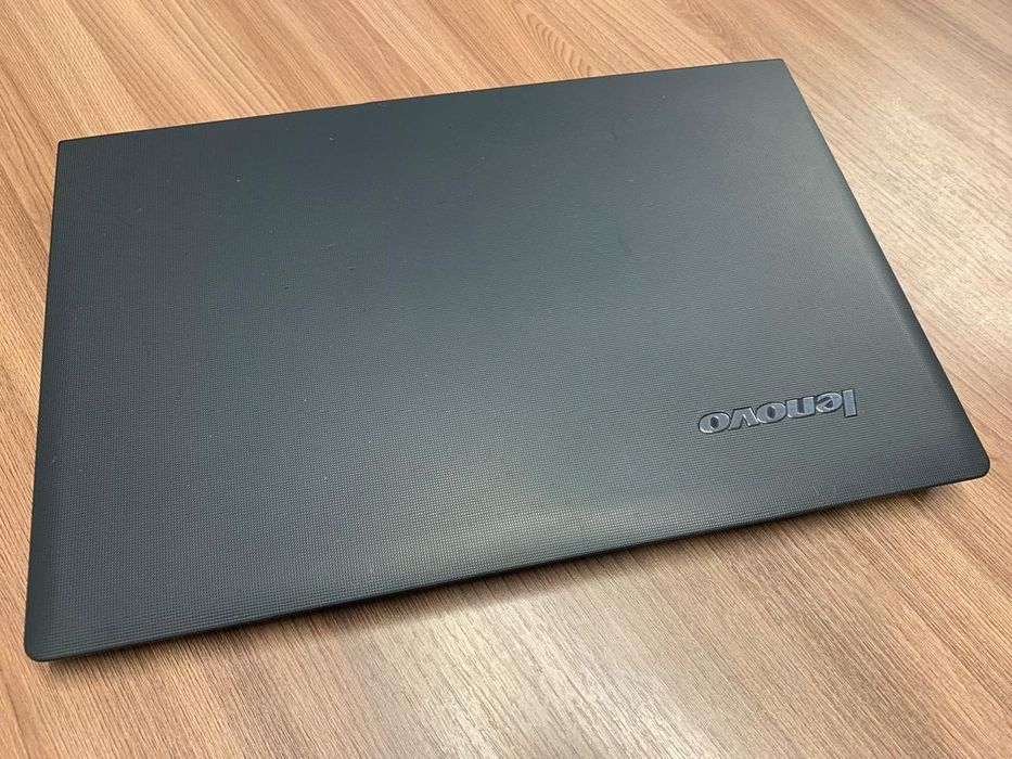 Продам ноутбук lenovo i5