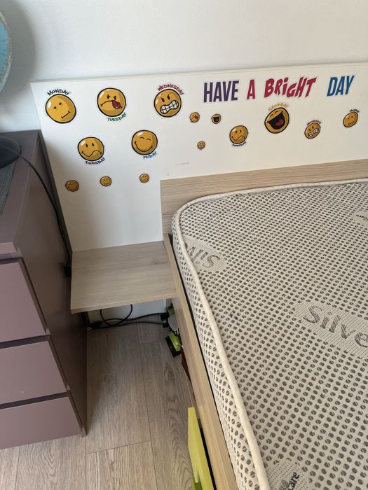 Vand set pat cu saltea si dulap copii, Mobexpert