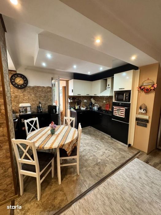 Apartament 3 camere Living generos open-space 2 bai |Etaj 3