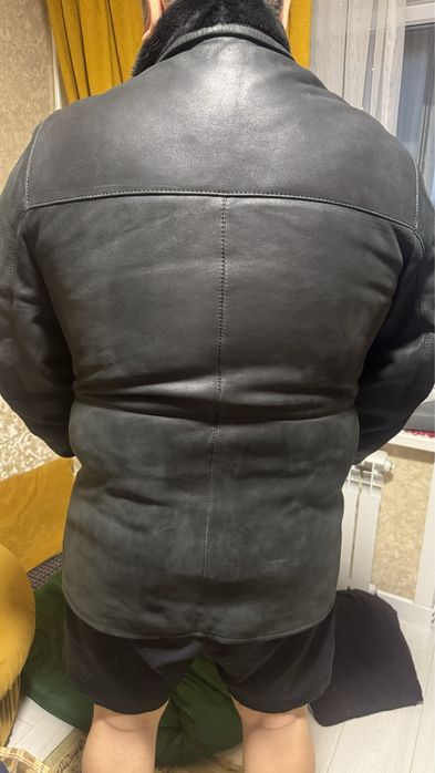 Продам  мужскую дубленку