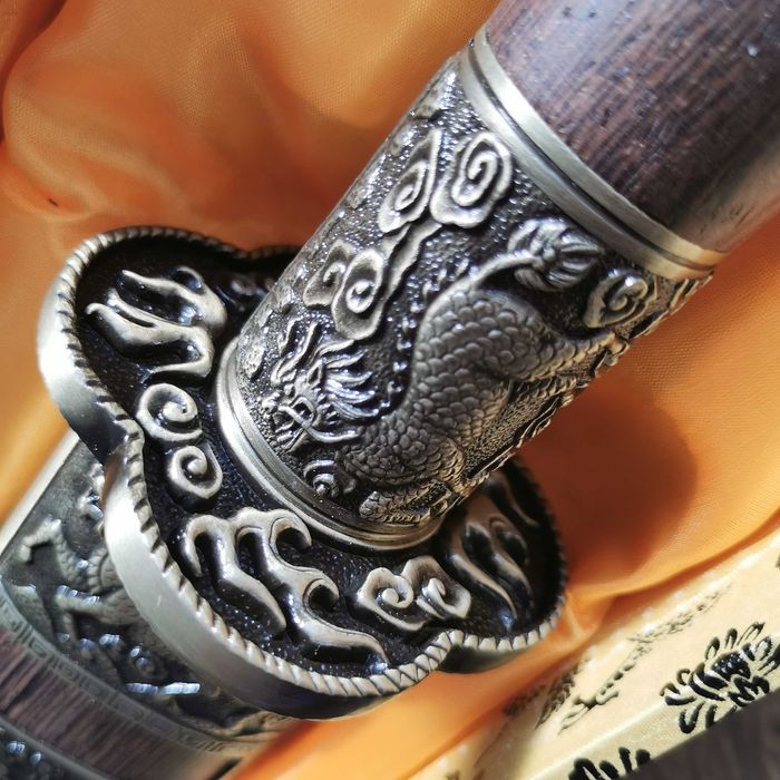 Kangxi Emperor Broadsword Остър Традиционен китайски меч 104 см !