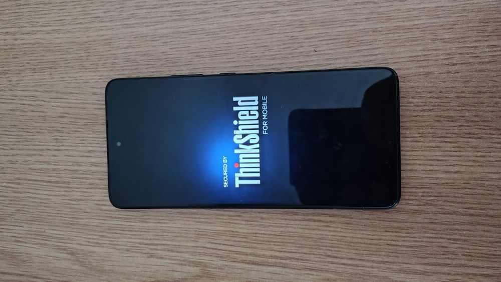 Telefoane+ tableta Asus ( nefuncționale)preț pentru toate 150 lei.