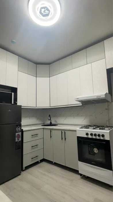 Сдаётся новая квартира на Шайхантахуре, ЖК "Kamolon", ор-р: Миллий бог