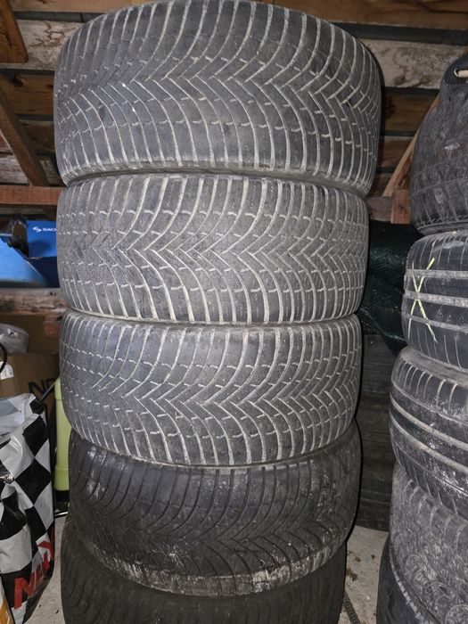 Vand cauciuri 225/45/r17