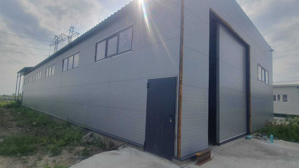 Inchiriez hala 360mp