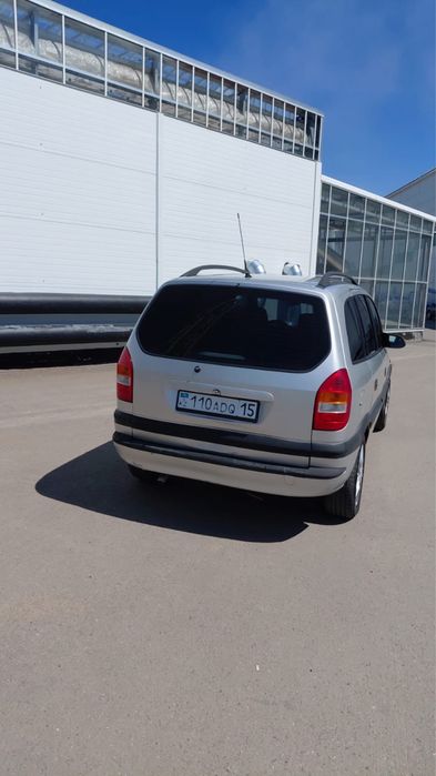 Продам Opel Zafira 2002