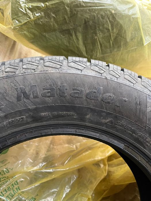 Anvelope/Cauciucuri de iarna Matador 215/65/16