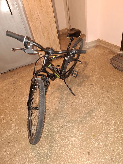 Vand bicicleta 24inch in stare f.buna