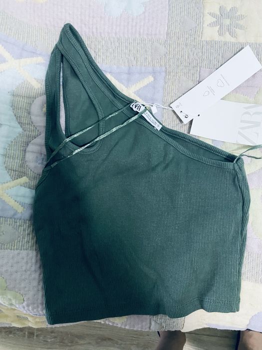 Сет от три топчета Zara, Mango, H&M