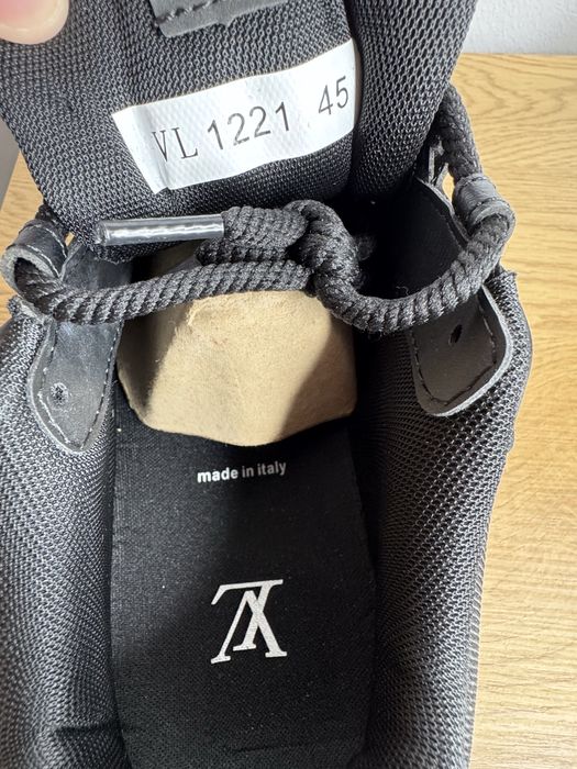 Adidași Louis Vuitton Skate Black / White | Noi
