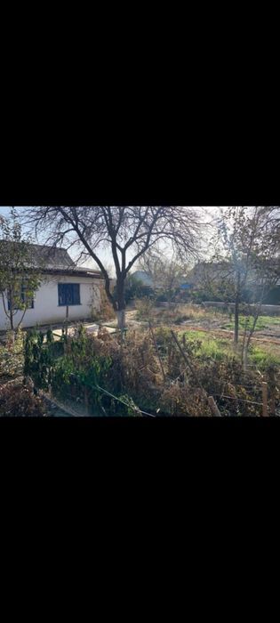 Продается дача в бозарыке. 6 соток……….