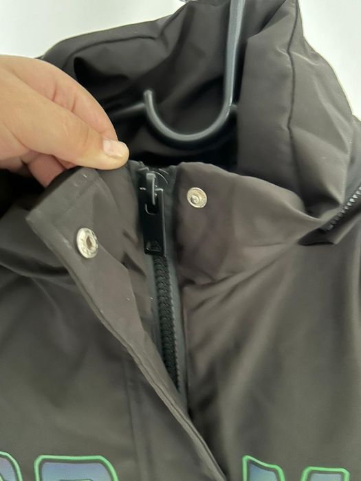 Продам куртку новый женский для девочки