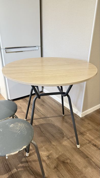 стол стуля для кухня