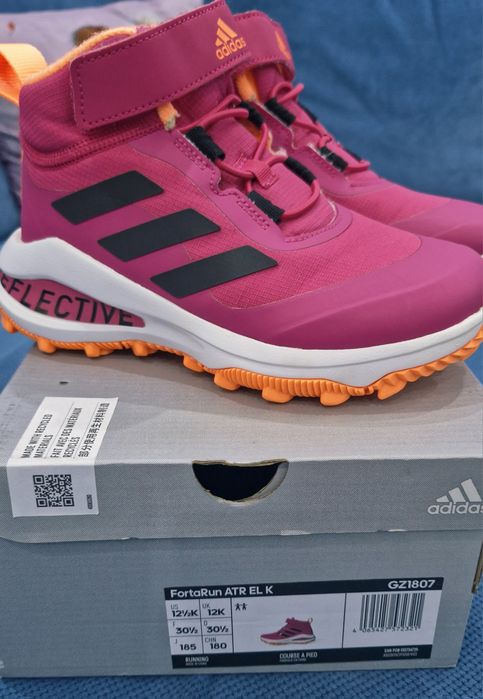 Детски спортни обувки Adidas