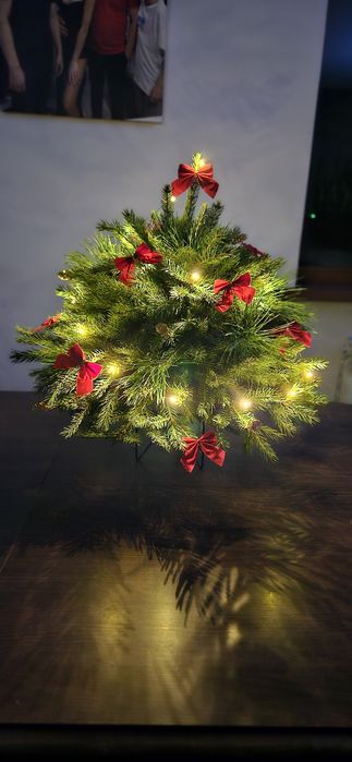 Продам ёлочку натуральную.