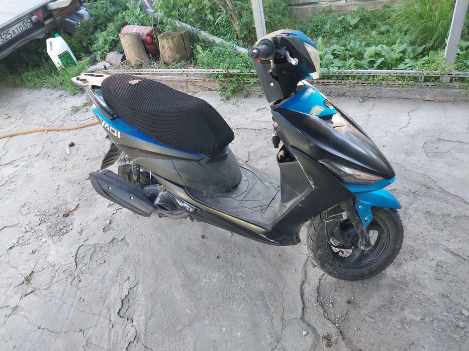 Продам скутер 150кубов