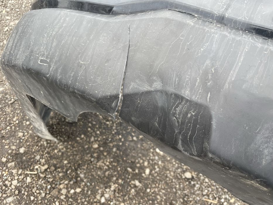 Задна броя Subaru Outback