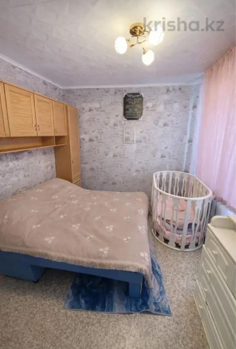 Продам четырехкомнатную квартиру