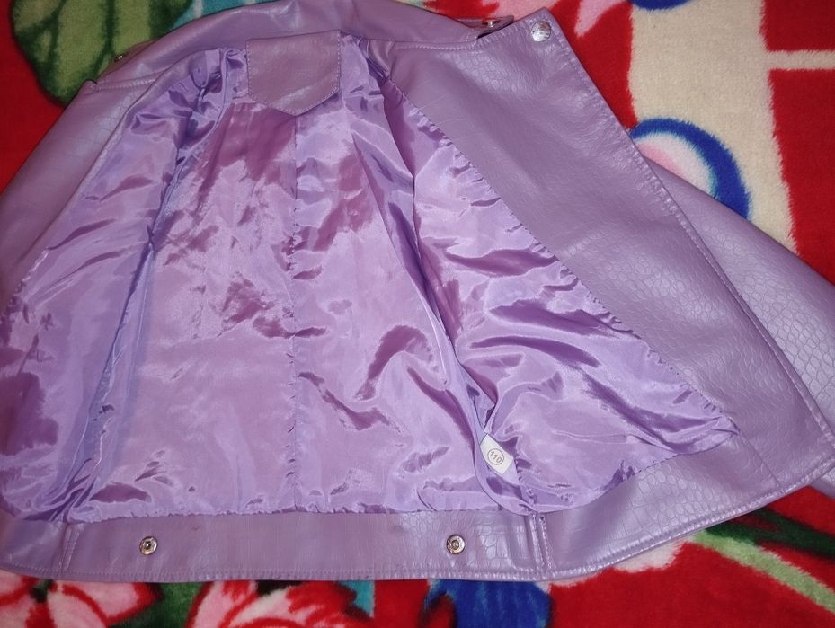 Кожаная куртка для девочек