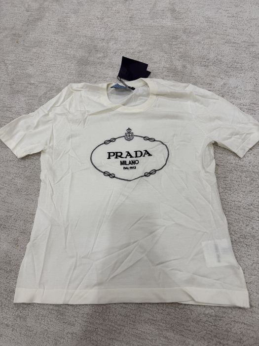 Кофта Prada Прада