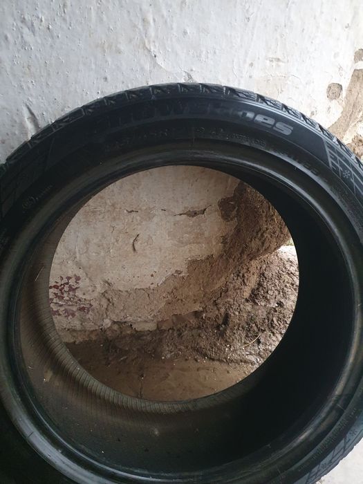 Продаётся зимний шины