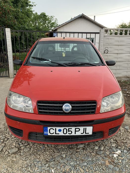 Vând masină Fiat punto