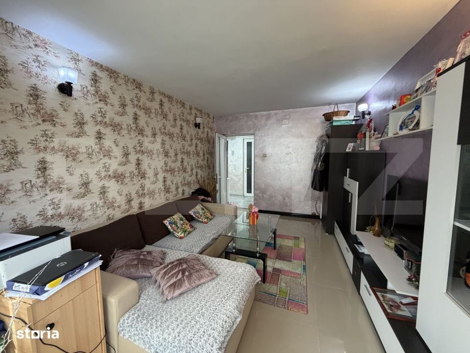 Apartament 3 camere decomandat, 60 mp, zona Plopilor