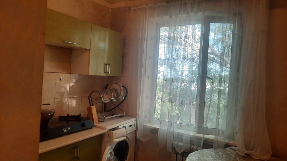 Сдается1 ком квартира в ГРЭСЕ !