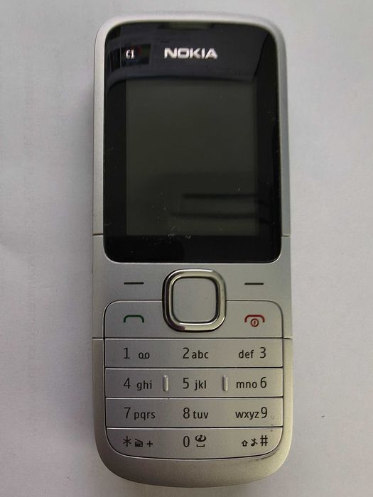 Nokia C1-01 (RM-607) neverlocked. Cu încărcător!