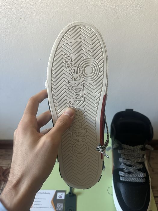 Off-White Vulcanized Hi Top Black