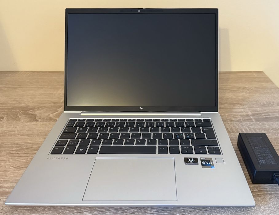 HP Elitebook 840 G9 CA NOU ! i5 12th 512GB ssd 16GB ram  !