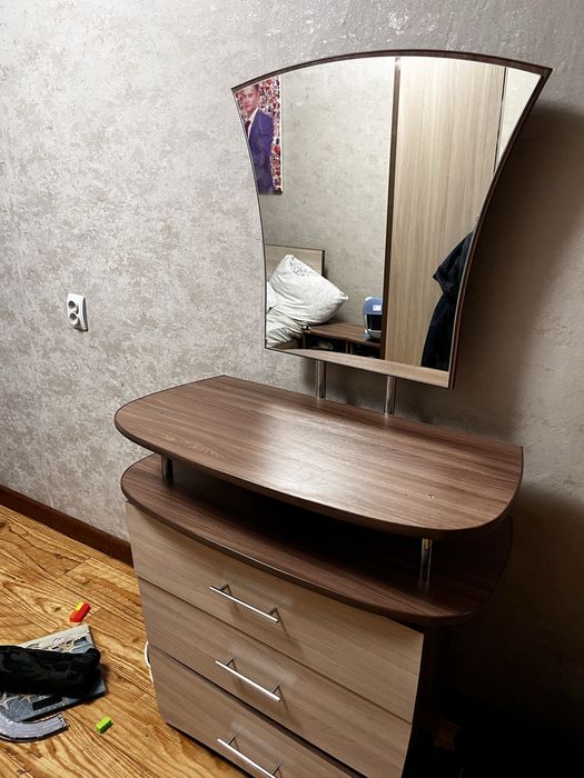 Туалетный столик