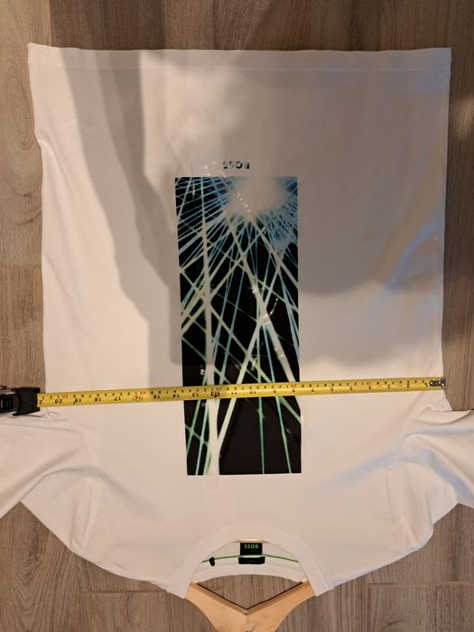 BOSS Мъжка тениска L размер