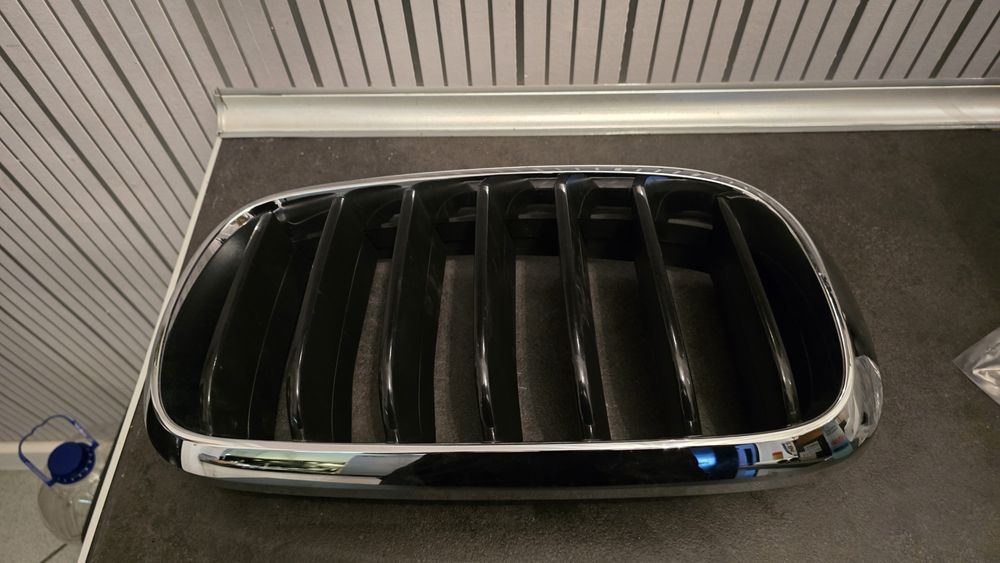 Бъбреци, решетки от BMW X6 F16 — ОРИГИНАЛНИ