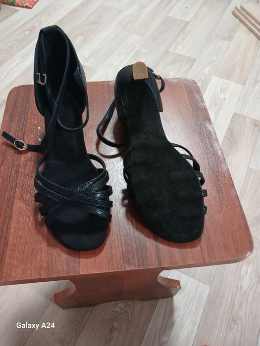 Туфли для танцев