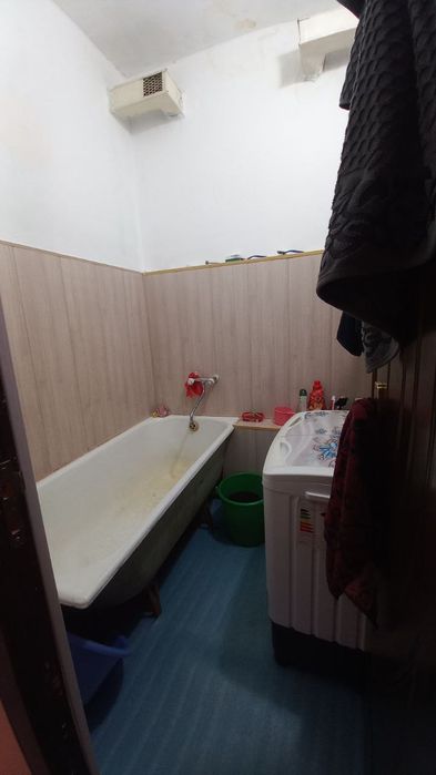 3 xonali uy  sotiladi