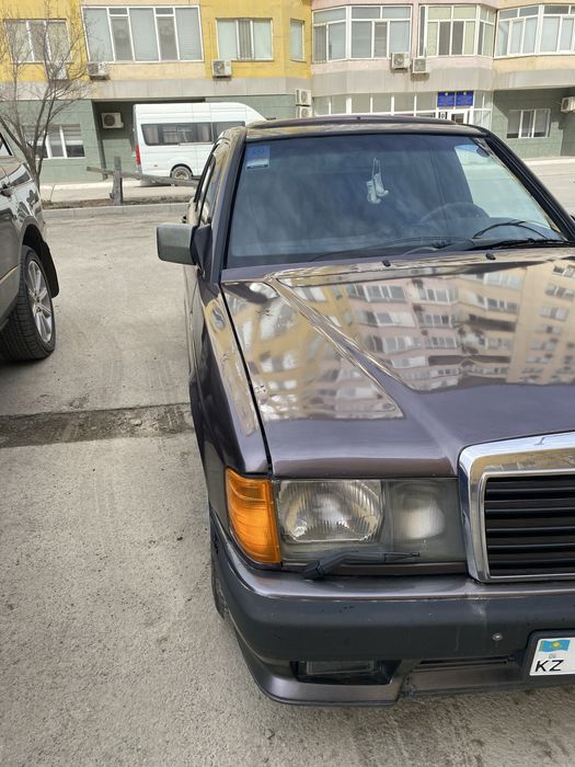 Продается мерседес 190, 1990 г  цена 1,500000