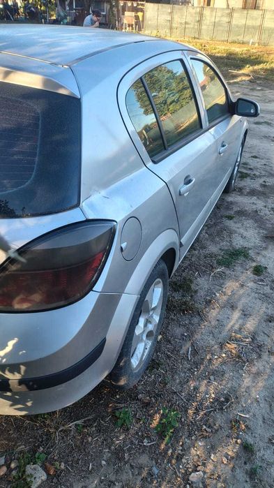 OPEL Astra 2004 — imagine 3