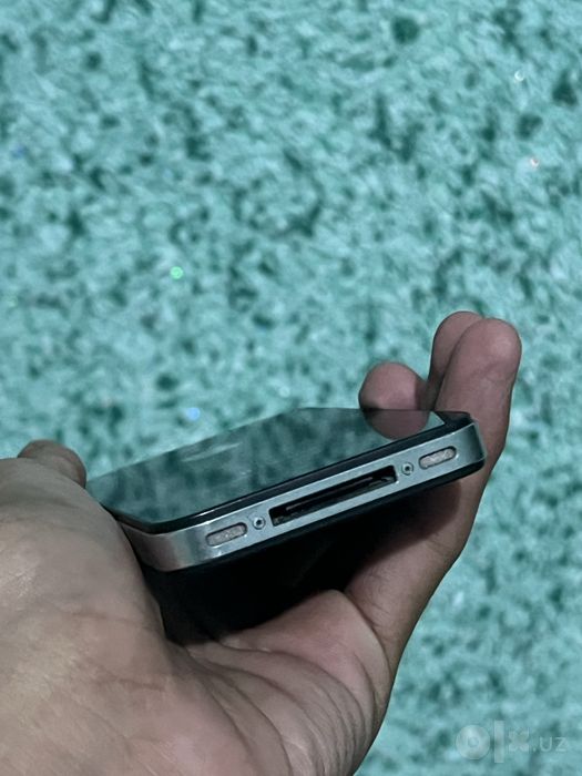 iPhone 4 хорошее состояние